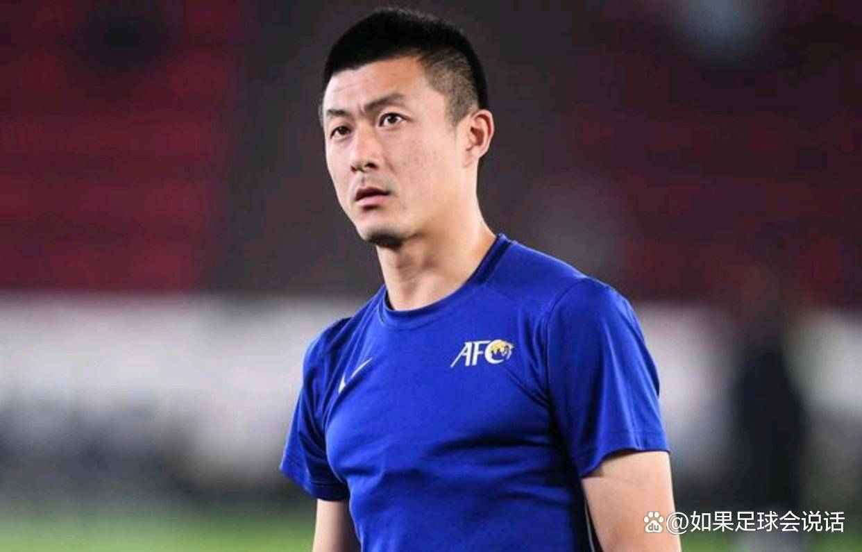 开元棋牌试玩|世界杯裁判双响炮！马宁场上吹傅明VAR盯中国哨冲击2026(图3)